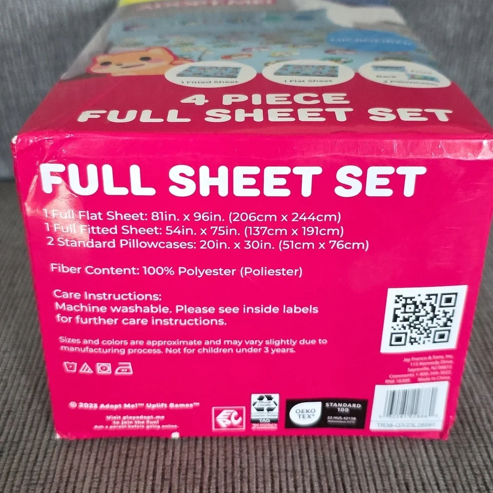 Adopt Me! 4 Piece Full Sheet Set, New